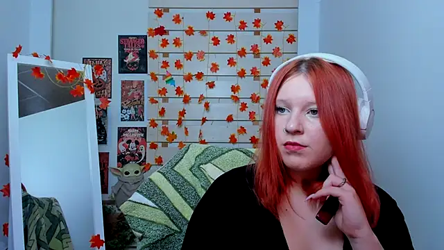 Snapshot of FoxPlayXX chatting on November 28, 2025, 10:32 pm FoxPlayXX online show from November 28, 2025, 10:32 pm