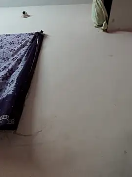 Snapshot of pujapujarrrr chatting on November 6, 2025, 8:13 pm pujapujarrrr online show from November 6, 2025, 8:13 pm