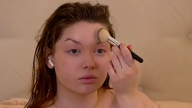 Snapshot of VickiBanx chatting on November 23, 2025, 4:11 am VickiBanx online show from November 23, 2025, 4:11 am