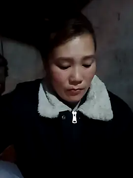 Snapshot of -Lana-123 chatting on February 12, 2026, 11:04 pm -Lana-123 online show from February 12, 2026, 11:04 pm