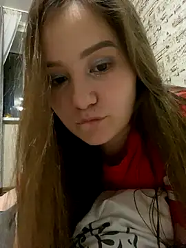 Regina Lynne online show from November 6, 2025, 4:00 pm