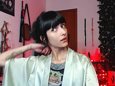 Snapshot of CarrieBurton chatting on November 3, 2025, 3:15 pm CarrieBurton online show from November 3, 2025, 3:15 pm