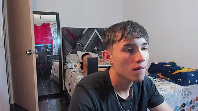 MollyandFher online show from November 22, 2025, 3:27 am