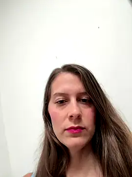 Snapshot of HannaGrand chatting on December 21, 2025, 2:41 pm HannaGrand online show from December 21, 2025, 2:41 pm