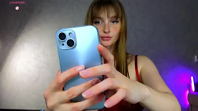 Snapshot of Lovelly_molly1 chatting on May 11, 2026, 7:33 pm Lovelly molly1 online show from May 11, 2026, 7:33 pm
