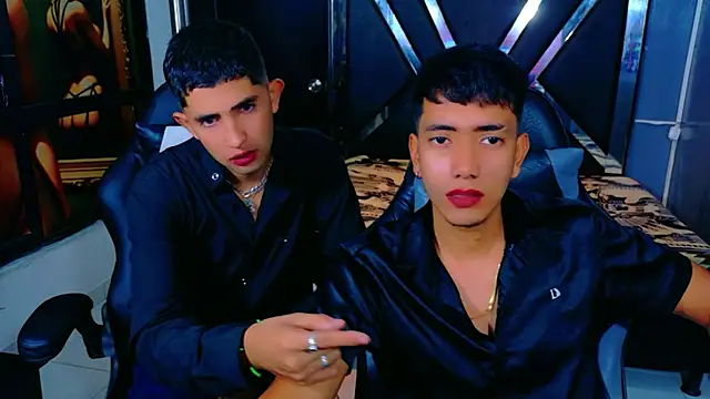 Snapshot of darwinandbrayann chatting on November 23, 2025, 3:05 am darwinandbrayann online show from November 23, 2025, 3:05 am