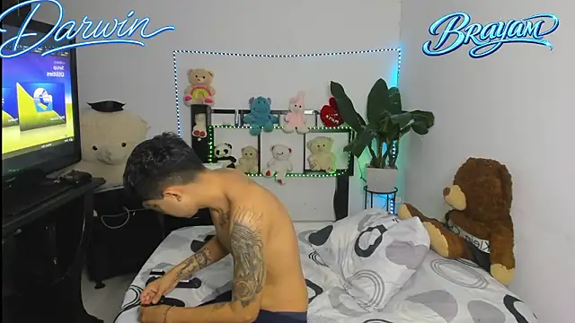 Snapshot of darwinandbrayann chatting on February 17, 2026, 8:06 pm darwinandbrayann online show from February 17, 2026, 8:06 pm