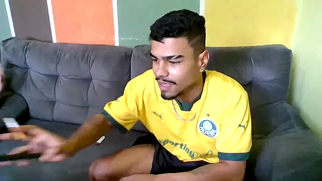 Snapshot of Joao_BRL chatting on November 29, 2025, 3:45 pm Joao BRL online show from November 29, 2025, 3:45 pm