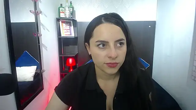 Snapshot of adara_sky chatting on October 30, 2025, 8:06 pm adara sky online show from October 30, 2025, 8:06 pm