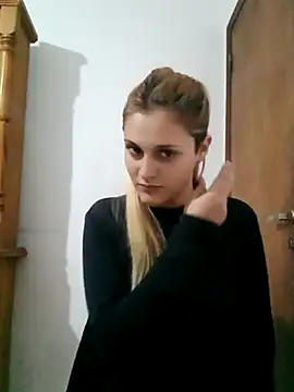 Snapshot of larubia_arg chatting on November 6, 2025, 3:54 am larubia arg online show from November 6, 2025, 3:54 am