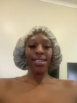 Snapshot of SP1CY_MOMMY chatting on June 18, 2026, 7:41 pm SP1CY MOMMY online show from June 18, 2026, 7:41 pm