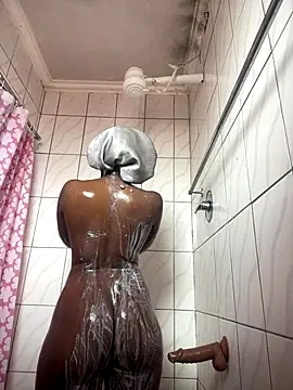 Snapshot of SP1CY_MOMMY chatting on December 19, 2025, 11:23 am SP1CY MOMMY online show from December 19, 2025, 11:23 am