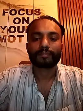 Advance01 online show from November 14, 2025, 6:44 pm