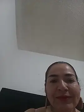 Snapshot of MaryRoze_ chatting on November 3, 2025, 6:55 pm MaryRoze online show from November 3, 2025, 6:55 pm