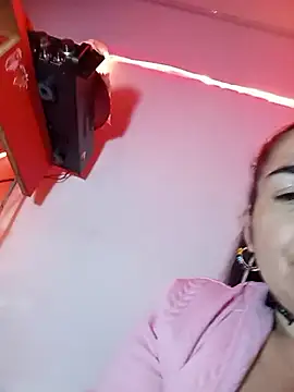 Snapshot of MaryRoze_ chatting on November 11, 2025, 11:53 pm MaryRoze online show from November 11, 2025, 11:53 pm