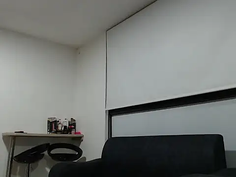 CamilaaOficial online show from December 14, 2025, 3:35 am