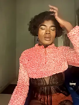 Snapshot of Lucile_Carrie chatting on November 16, 2025, 10:02 pm Lucile Carrie online show from November 16, 2025, 10:02 pm