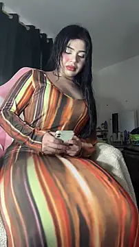 Snapshot of cowgirllyx chatting on November 15, 2025, 11:20 pm cowgirllyx online show from November 15, 2025, 11:20 pm