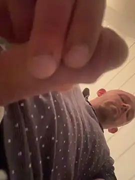 superbertok online show from November 13, 2025, 5:39 pm