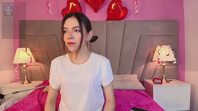 Snapshot of kittyblooms chatting on February 5, 2026, 1:07 pm kittyblooms online show from February 5, 2026, 1:07 pm