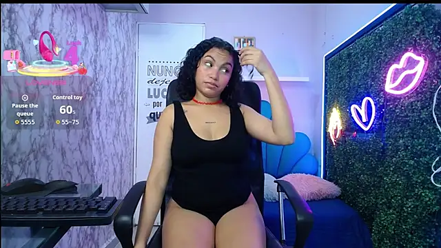 Snapshot of valeria_martinez19 chatting on January 6, 2026, 3:10 am valeria martinez19 online show from January 6, 2026, 3:10 am