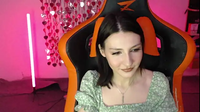 honbliss online show from January 12, 2026, 1:56 am