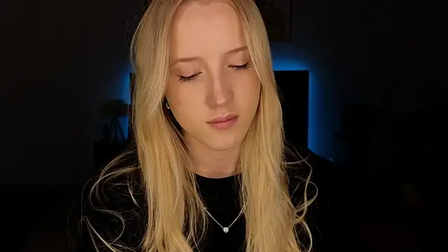 adele armass online show from April 5, 2026, 9:10 pm