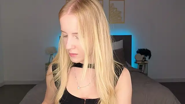 Snapshot of adele_armass chatting on July 8, 2026, 8:53 pm adele armass online show from July 8, 2026, 8:53 pm
