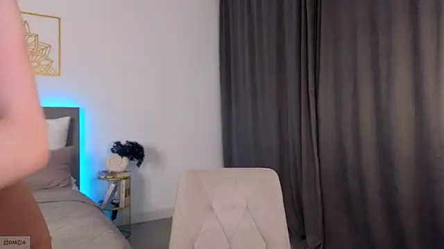 Snapshot of adele_armass chatting on November 16, 2025, 10:46 pm adele armass online show from November 16, 2025, 10:46 pm