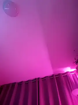 MilkySky online show from April 5, 2026, 1:23 am