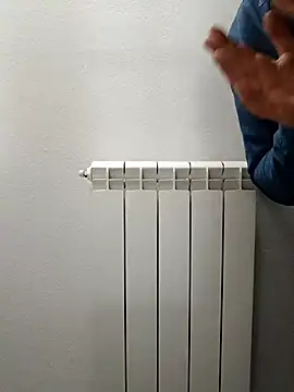 Snapshot of pino870 chatting on February 15, 2026, 11:36 pm pino870 online show from February 15, 2026, 11:36 pm