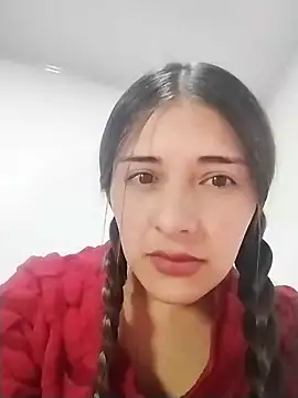 Snapshot of dominic_and_zoe chatting on November 12, 2025, 11:19 pm dominic and zoe online show from November 12, 2025, 11:19 pm