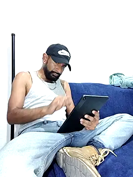 Snapshot of Barbanegra91mx chatting on June 24, 2026, 2:32 am Barbanegra91mx online show from June 24, 2026, 2:32 am