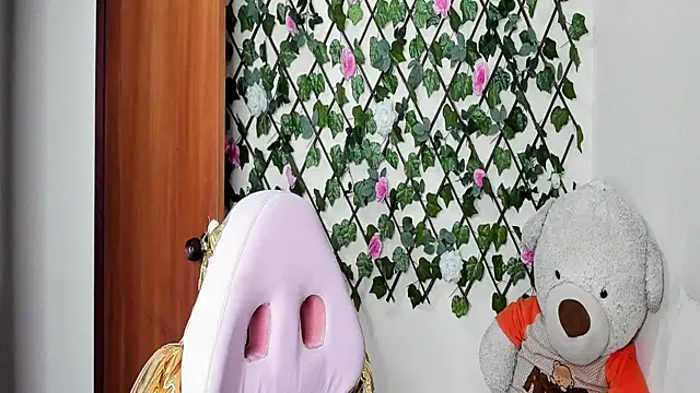 Snapshot of melani_ferraraa_ chatting on November 1, 2025, 7:13 am melani ferraraa online show from November 1, 2025, 7:13 am