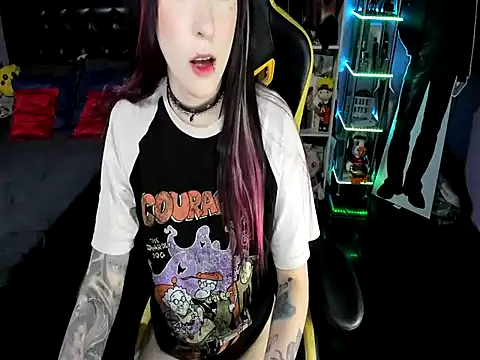 Yummy dark online show from November 21, 2025, 5:50 am