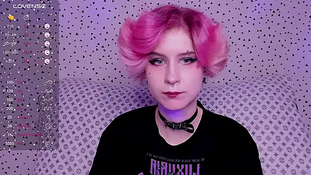 Angel Julles online show from May 31, 2026, 6:09 pm