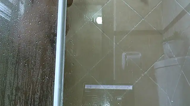 Snapshot of NewBeginnings8 chatting on November 14, 2025, 5:55 am NewBeginnings8 online show from November 14, 2025, 5:55 am