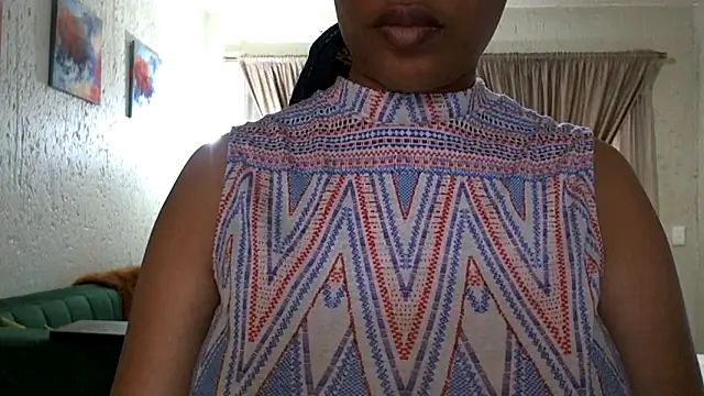 Snapshot of NewBeginnings8 chatting on November 25, 2025, 7:30 am NewBeginnings8 online show from November 25, 2025, 7:30 am