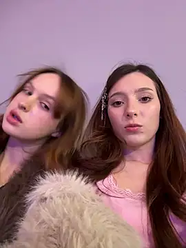 Snapshot of LilluKatten chatting on February 10, 2026, 11:53 am LilluKatten online show from February 10, 2026, 11:53 am