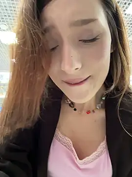 Snapshot of LilluKatten chatting on February 21, 2026, 10:28 am LilluKatten online show from February 21, 2026, 10:28 am