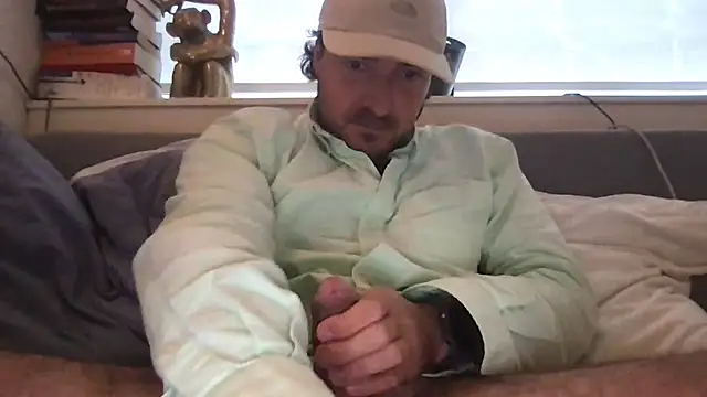 dutchpieter95 online show from November 3, 2025, 9:46 am