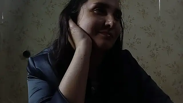 Snapshot of VoulezVous_Angel chatting on April 15, 2026, 5:50 pm VoulezVous Angel online show from April 15, 2026, 5:50 pm