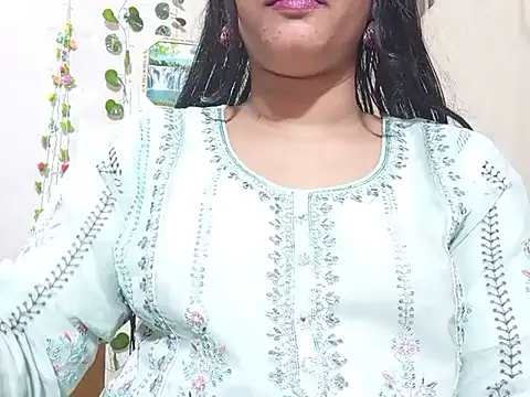 Snapshot of Nancy_queen001 chatting on November 27, 2025, 9:10 am Nancy queen001 online show from November 27, 2025, 9:10 am