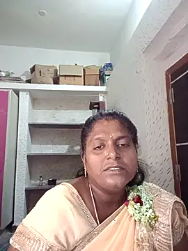 suganthi143 online show from November 20, 2025, 4:18 pm