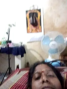 suganthi143 online show from November 14, 2025, 9:29 pm