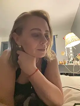 ToriLove777 online show from November 26, 2025, 7:41 am