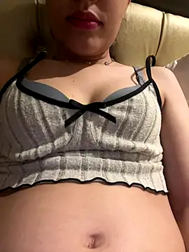 Snapshot of SirineArab chatting on November 21, 2025, 8:08 pm SirineArab online show from November 21, 2025, 8:08 pm