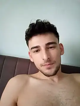 yasinesra757  online show from January 10, 2026, 12:11 pm