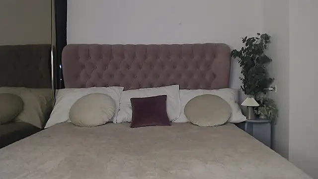 Snapshot of Sandra_angel_ chatting on November 15, 2025, 12:03 am Sandra angel online show from November 15, 2025, 12:03 am