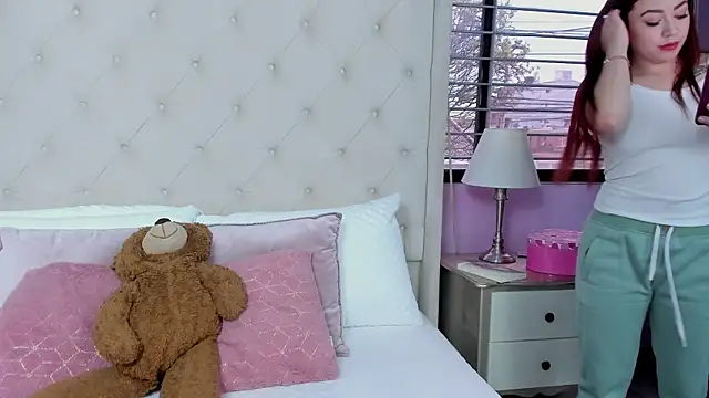 Snapshot of scarlett_leblanc_ chatting on December 22, 2025, 1:11 pm scarlett leblanc online show from December 22, 2025, 1:11 pm